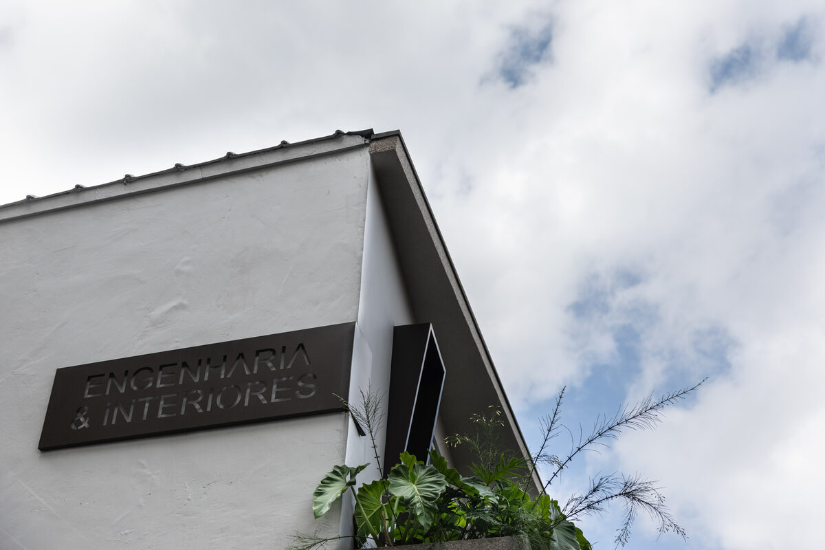 Fachada do escritório Casa Palse Arquitetura na Rua Santa Cruz, Vila Mariana, São Paulo